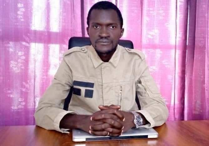 Sékou Koundouno alerte les Guinéens : ne vous laissez pas berner, Mamadi Doumbouya ne veut pas quitter le pouvoir ! - Infosreelles.com