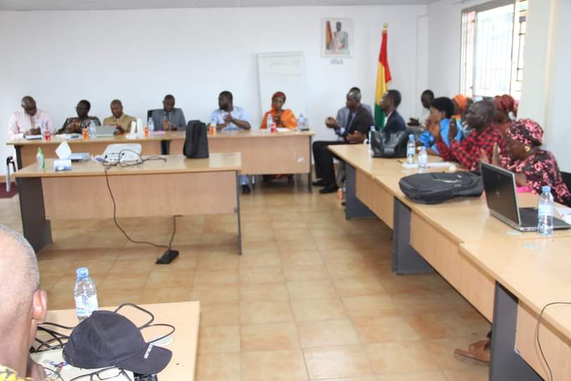 Scolarisation des jeunes en Guinée : le ministère prend de nouvelles initiatives pour la formation - Infosreelles.com